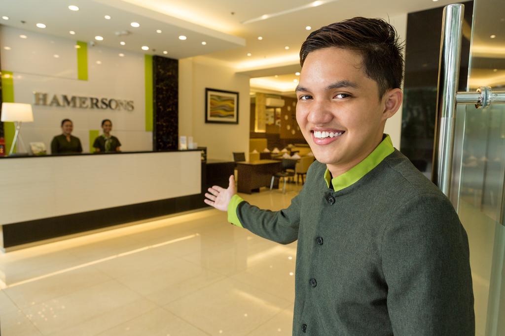Hamersons Hotel Cebu Exterior photo